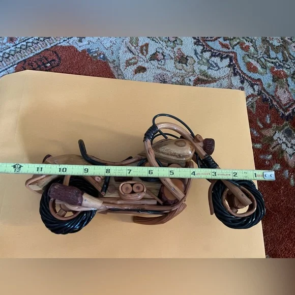 Wooden motor cycle - Picture 6 of 10